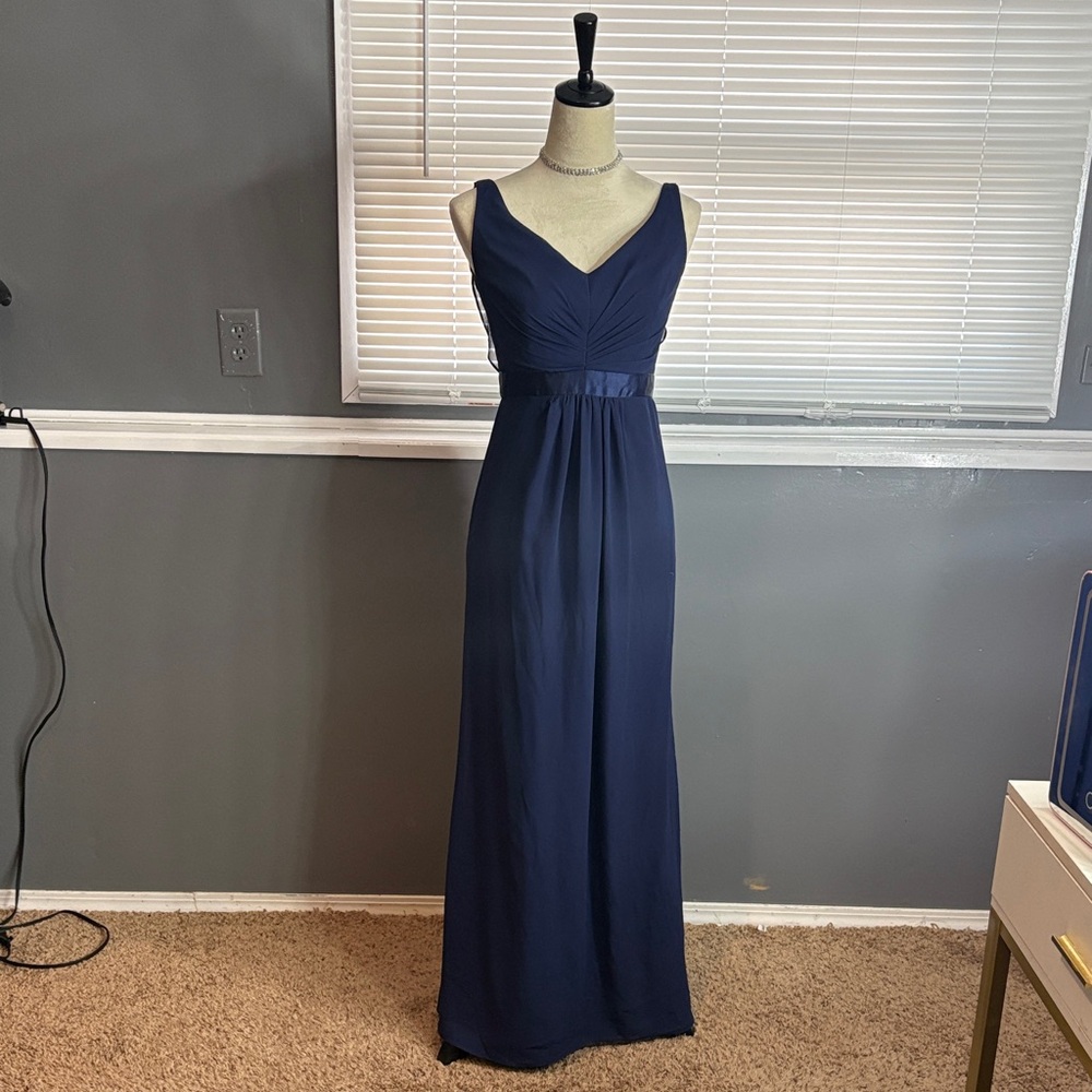 David’s Bridal Navy Chiffon V-Neck Gown w/ Ruffle Back | Size 6